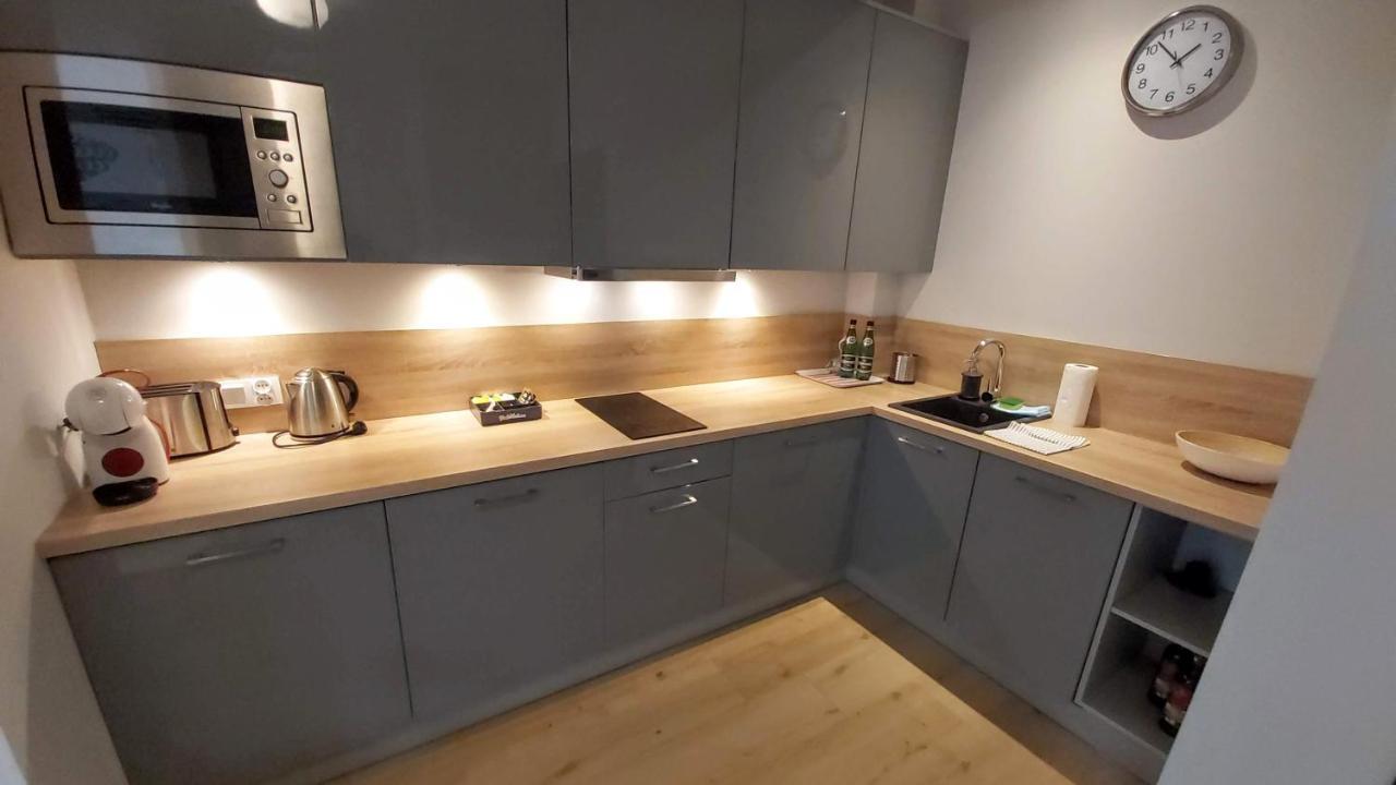 Kolo-Brzegu Apartment Kolobrzeg Bagian luar foto