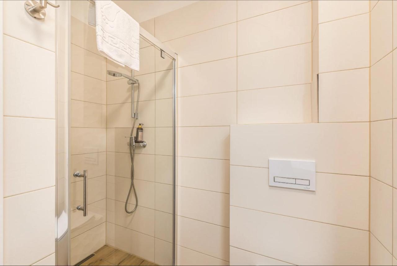 Kolo-Brzegu Apartment Kolobrzeg Bagian luar foto